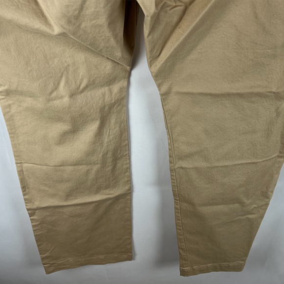 NWT Old Navy Mid-Rise Boot-Cut Khakis for Women (16 short) - Picture 14 of 16